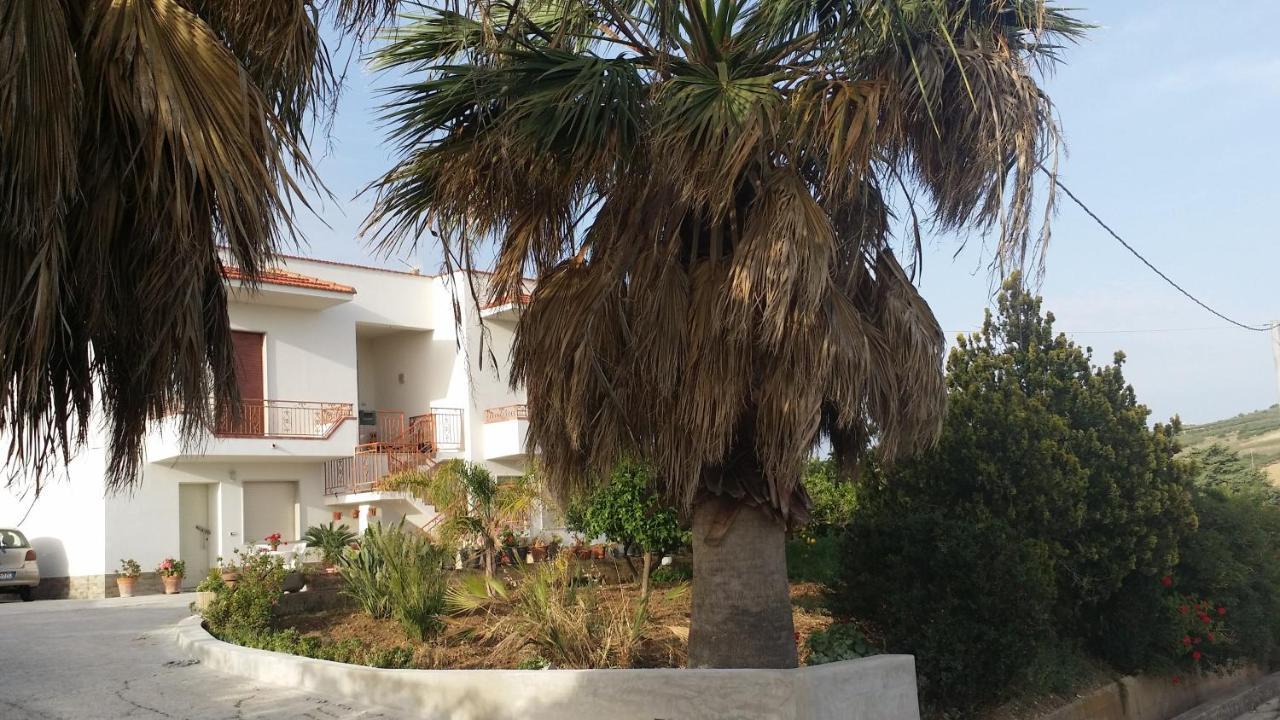 Ferienwohnung Sole E Fiori Di Sicilia Valderice Exterior foto