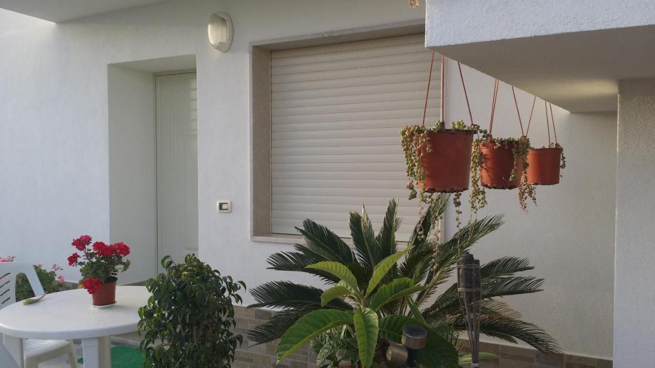 Ferienwohnung Sole E Fiori Di Sicilia Valderice Exterior foto